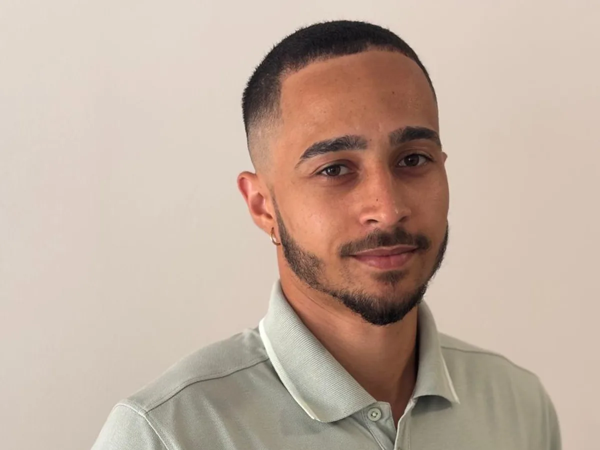 Léo Guiougou, Cofondateur